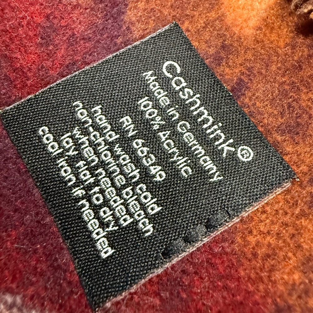 Cashmink‎ Germany Floral Print Acrylic Scarf - Picture 6 of 7